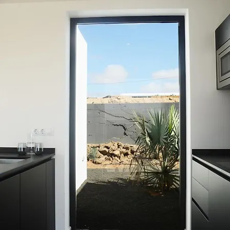 Duna Colorada 2 * לאחארס